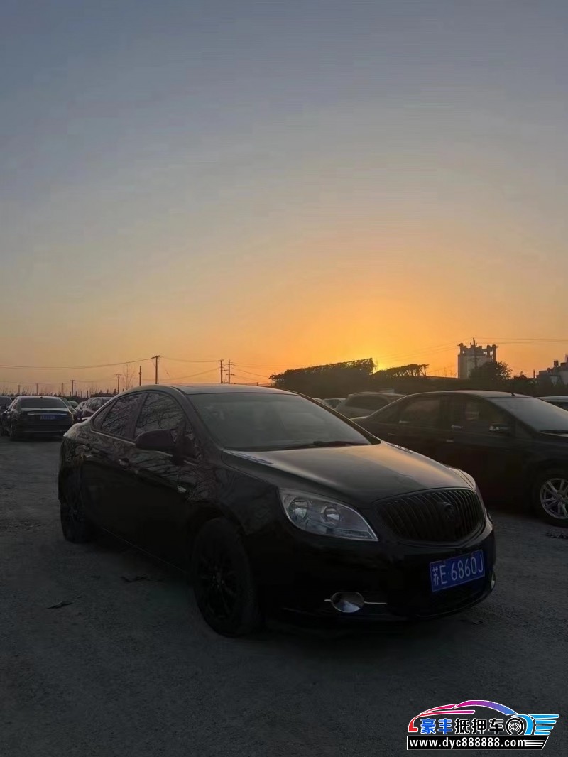 13年别克英朗轿车抵押车出售