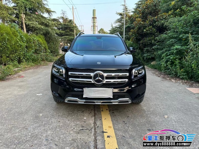 22年奔驰GLBSUV抵押车出售