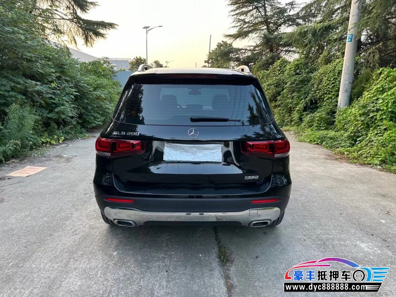 22年奔驰GLBSUV抵押车出售