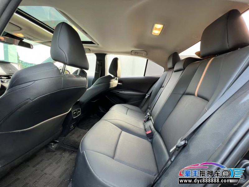 22年丰田凌尚轿车抵押车出售