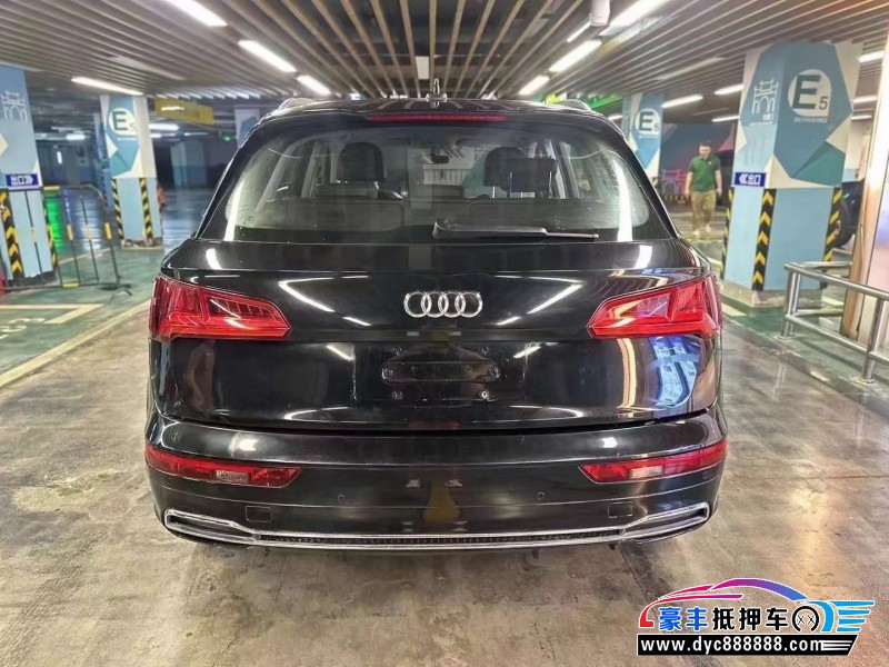 19年奥迪Q5SUV抵押车出售
