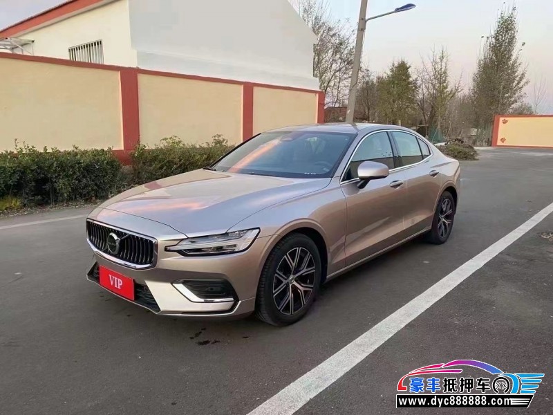 23年沃尔沃S60轿车抵押车出售