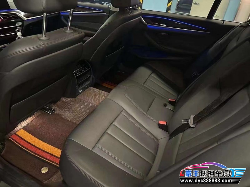 18年宝马5系轿车抵押车出售