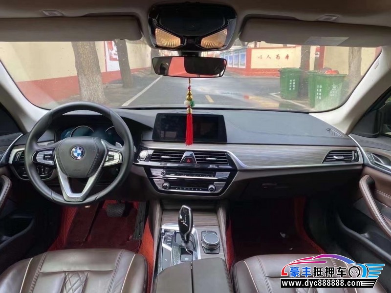 18年宝马5系轿车抵押车出售