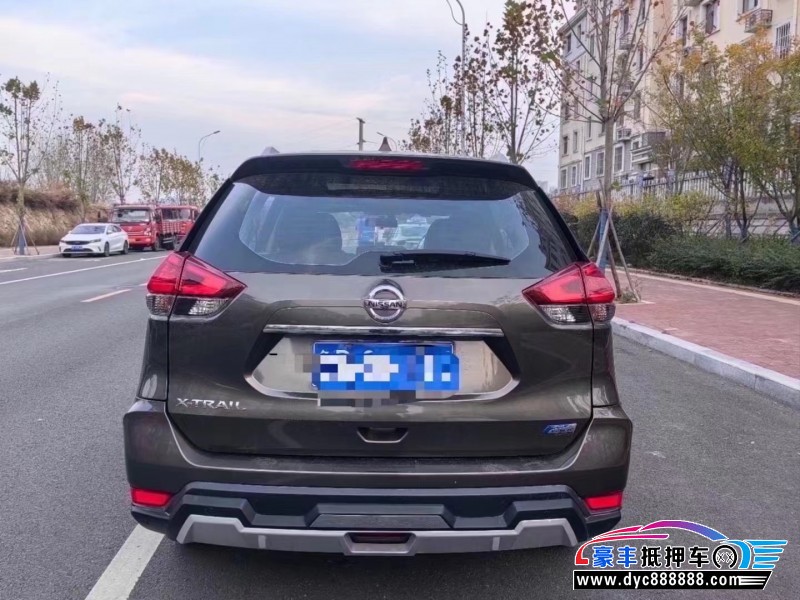 17年日产奇骏SUV抵押车出售