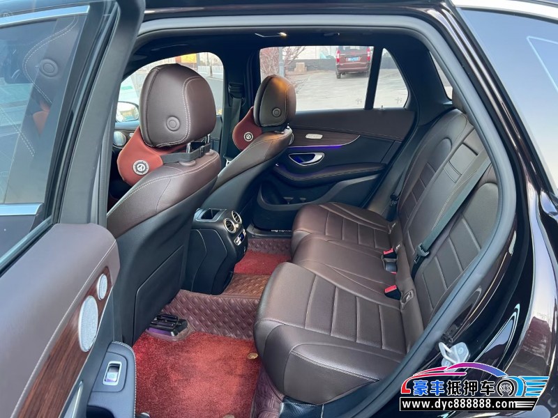 20年奔驰GLC轿车抵押车出售