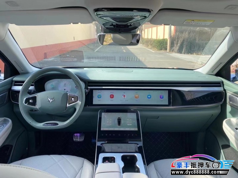 23年极狐阿尔法S轿车抵押车出售