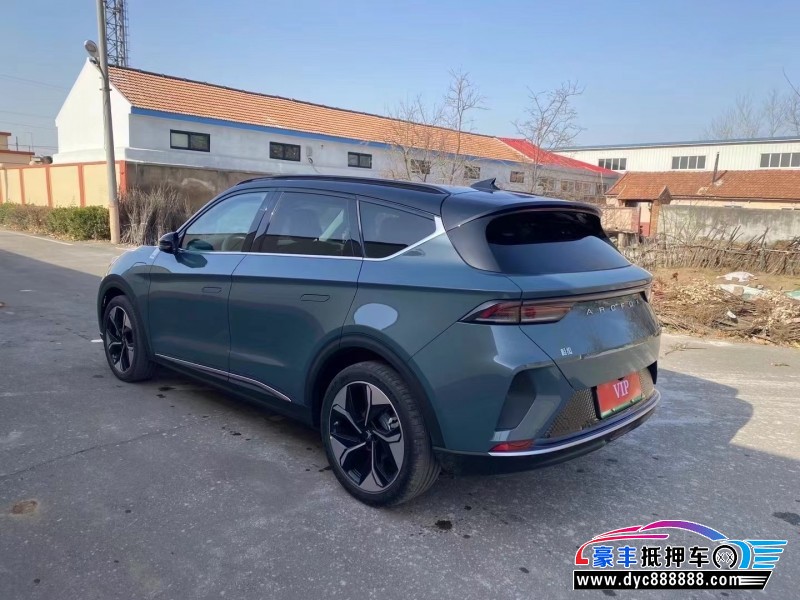 23年极狐阿尔法S轿车抵押车出售