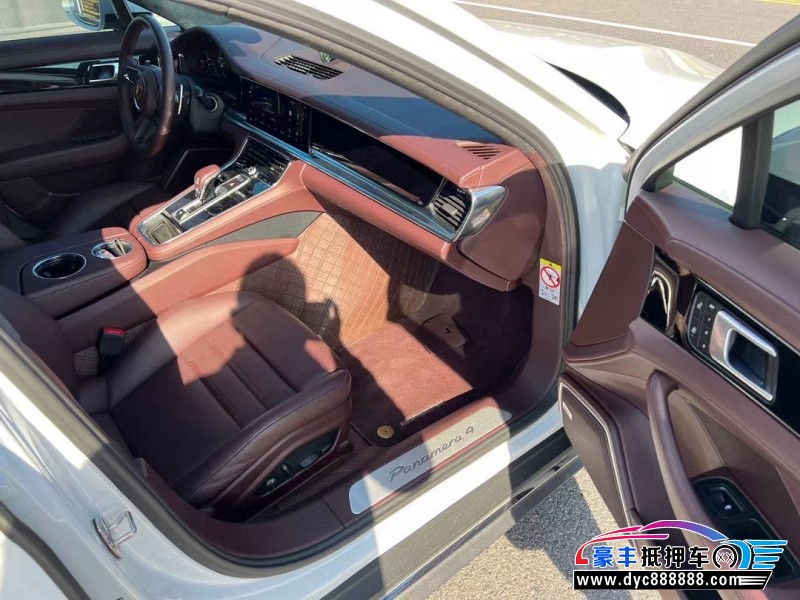 22年保时捷帕纳梅拉轿车抵押车出售