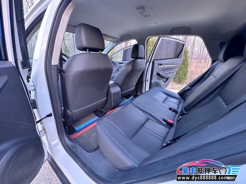 22年威马汽车ex5轿车抵押车出售