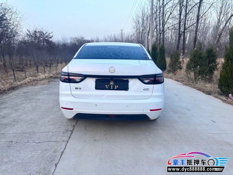 22年威马汽车ex5轿车抵押车出售