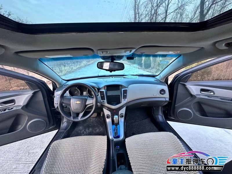 10年雪佛兰科鲁兹轿车抵押车出售