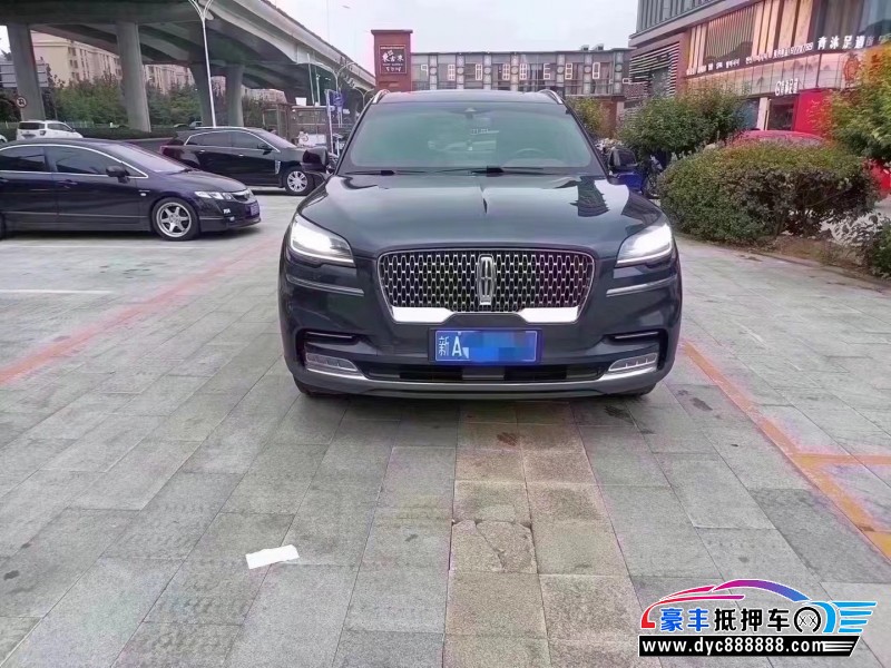 21年林肯飞行家轿车抵押车出售