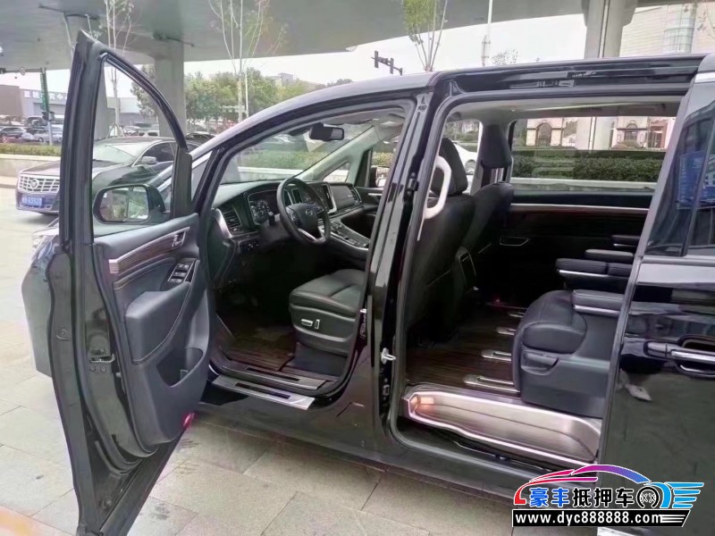 21年林肯飞行家轿车抵押车出售