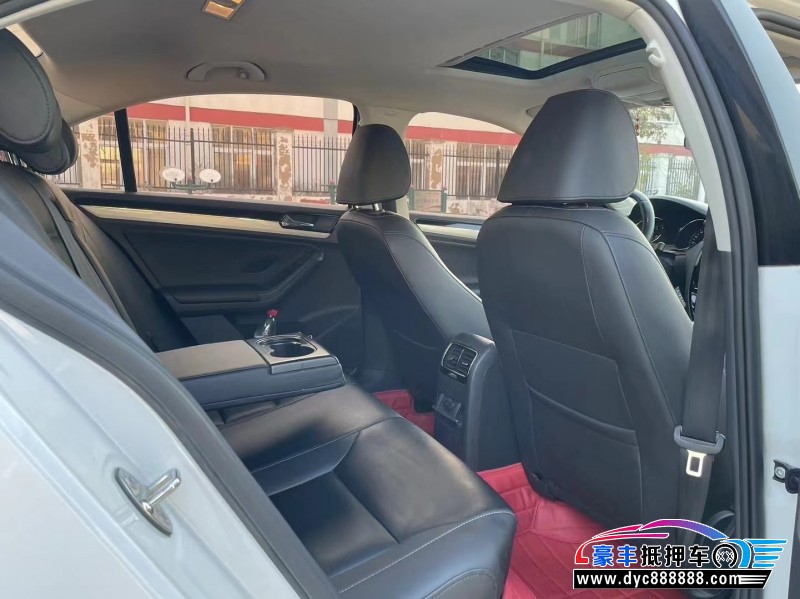 17年大众速腾轿车抵押车出售