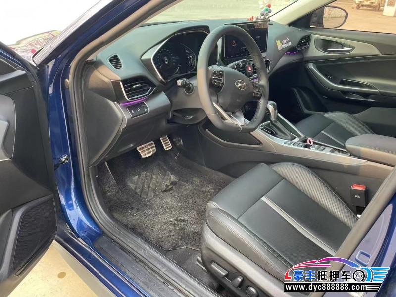 20年现代菲斯塔轿车抵押车出售