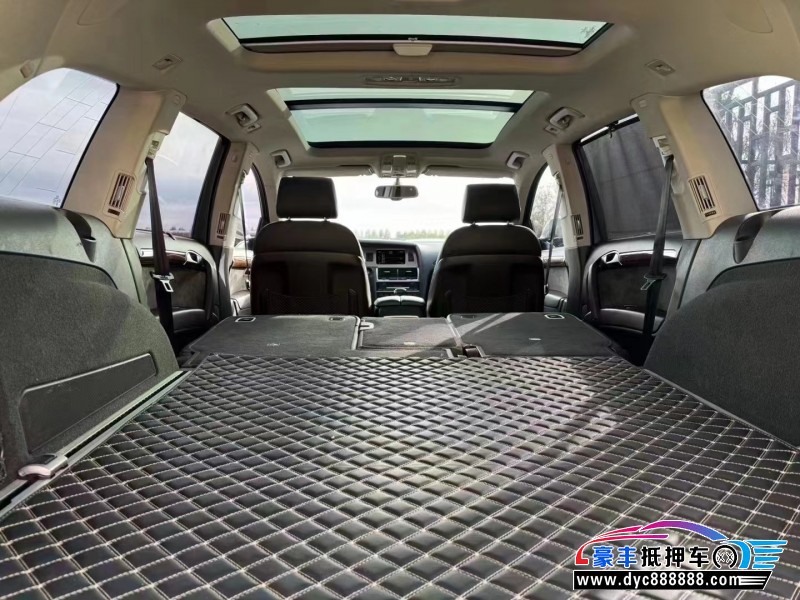 15年奥迪Q7轿车抵押车出售