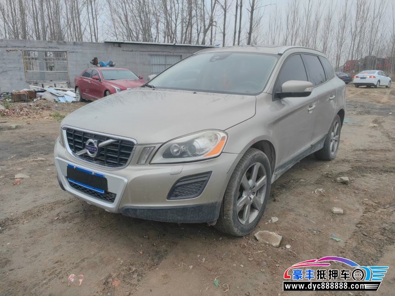 13年沃尔沃XC60轿车抵押车出售