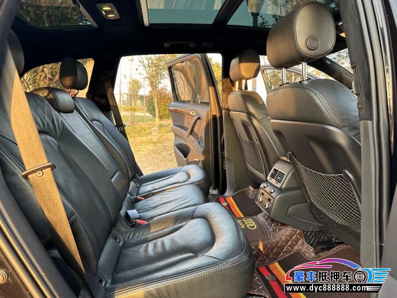 15年奥迪Q7轿车抵押车出售