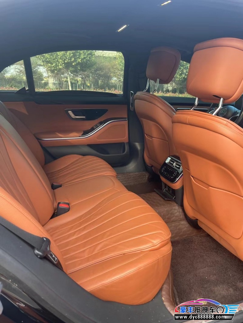 21年奔驰S轿车抵押车出售