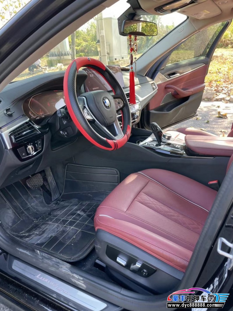 22年宝马5系轿车抵押车出售