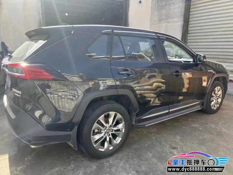 21年丰田威兰达轿车抵押车出售