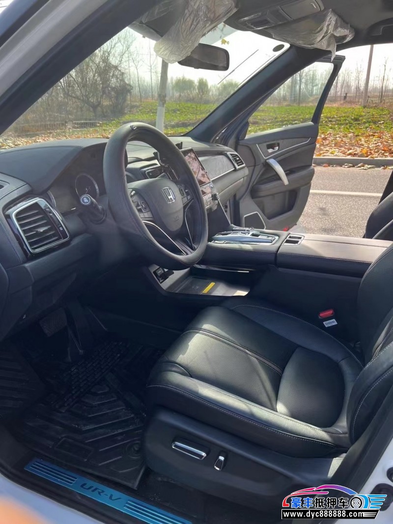 22年本田UR-V轿车抵押车出售