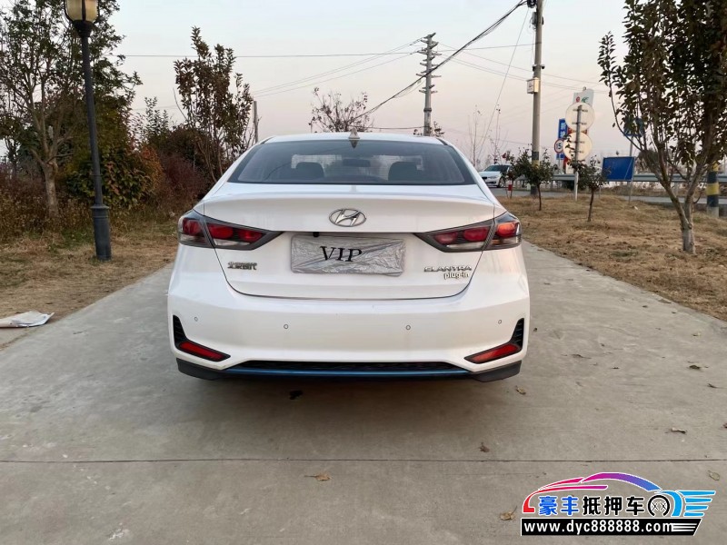 20年现代领动轿车抵押车出售