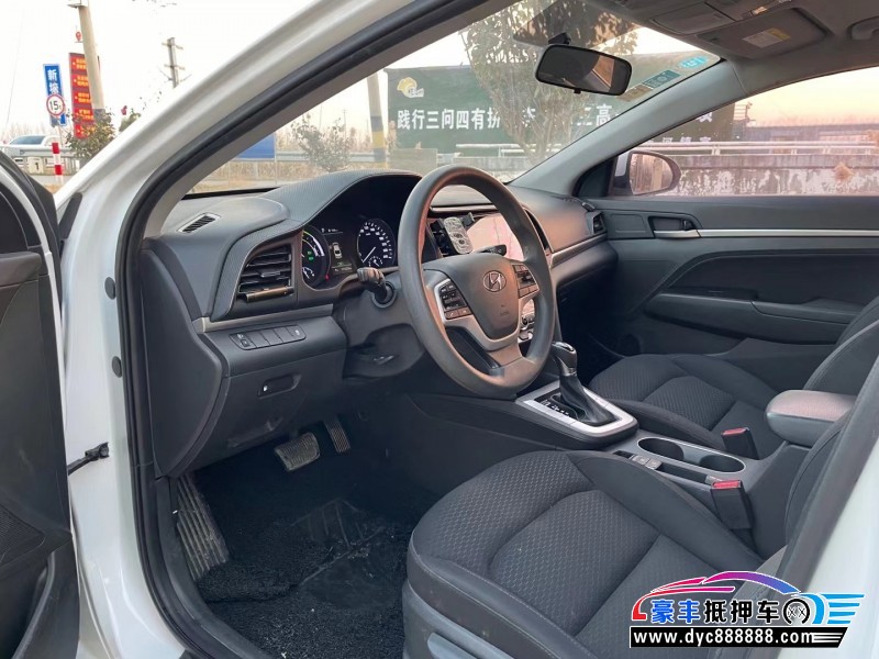 20年现代领动轿车抵押车出售