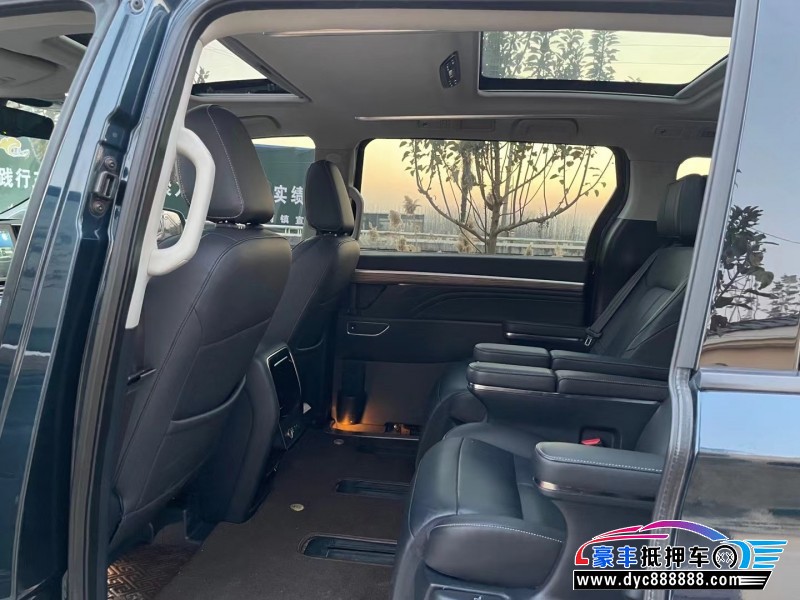 20年传祺M8轿车抵押车出售