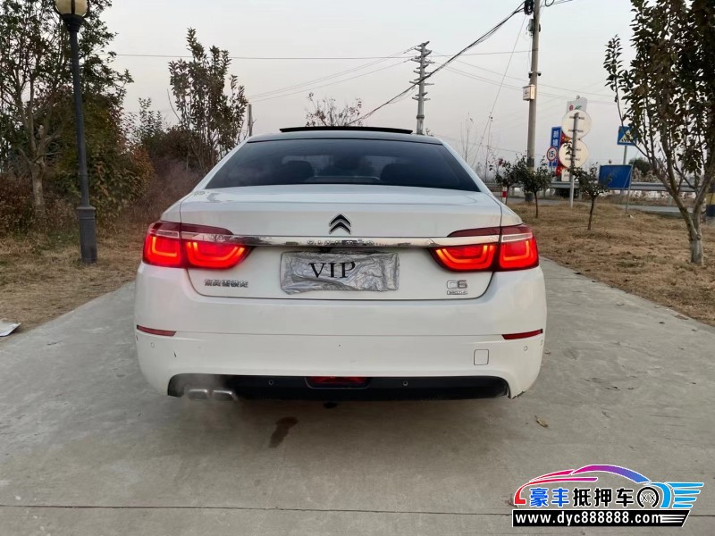 17年雪铁龙C6轿车抵押车出售