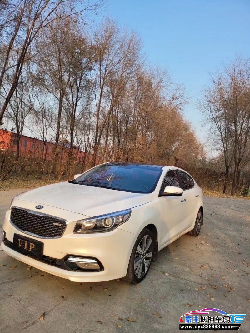 18年起亚K4轿车抵押车出售