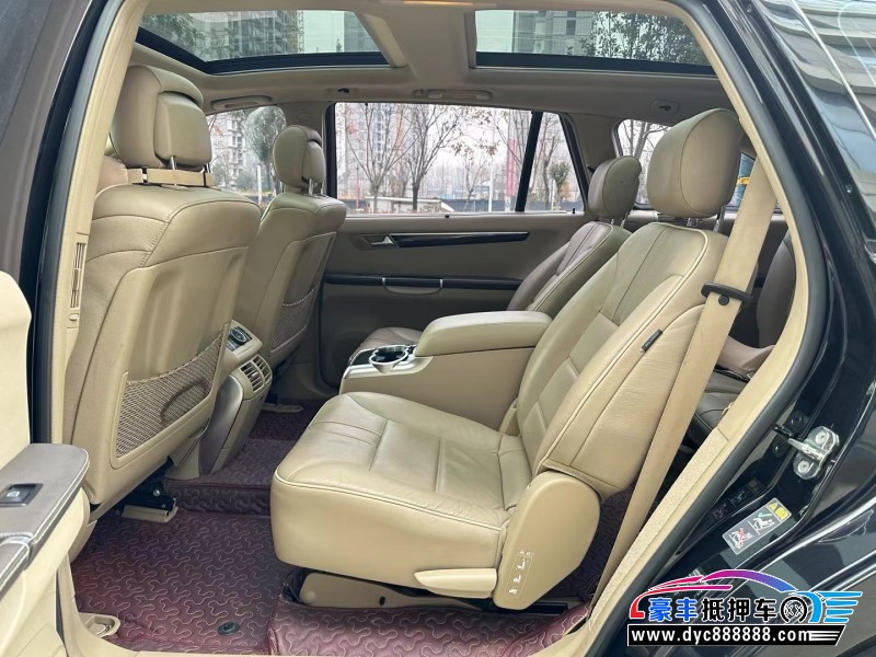 15年奔驰R轿车抵押车出售