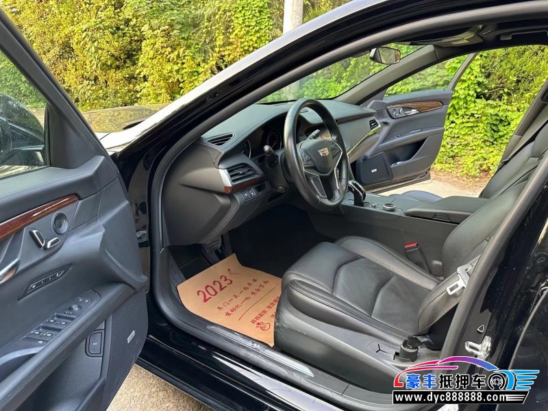 21年凯迪拉克CT6轿车抵押车出售