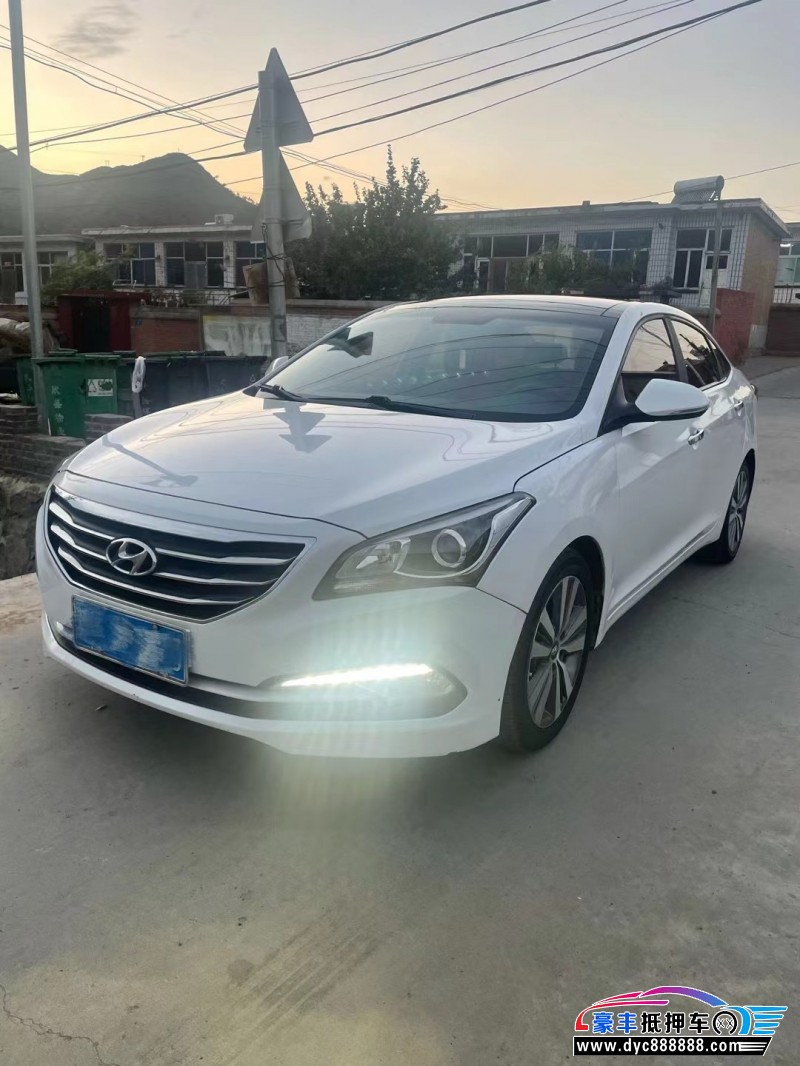 17年现代名图轿车抵押车出售