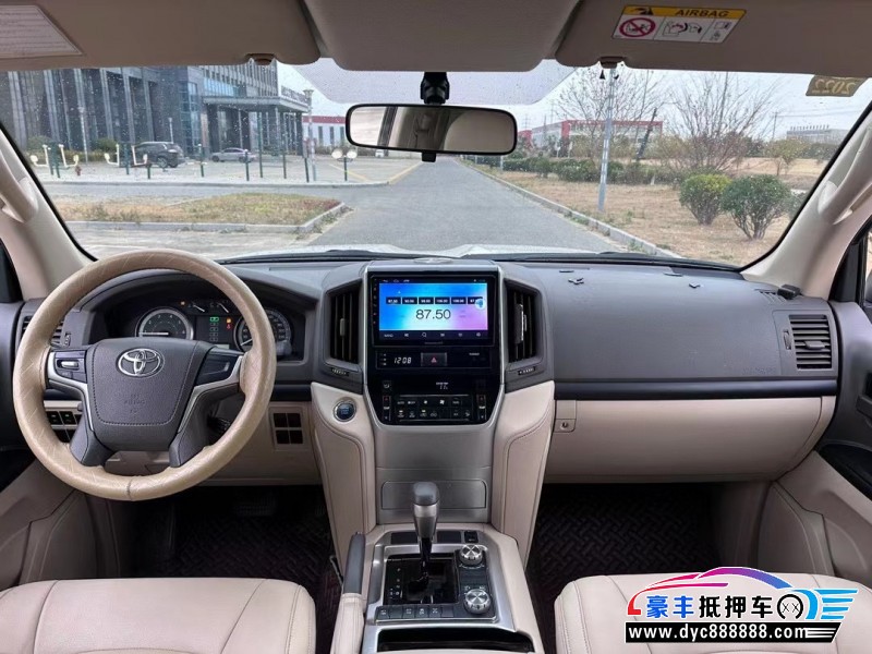 20年丰田兰德酷路泽轿车抵押车出售