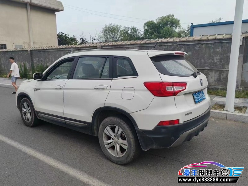 15年长安CS75轿车抵押车出售