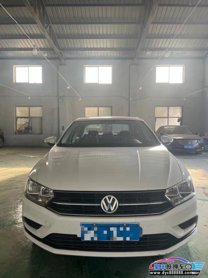 17年大众宝来轿车抵押车出售