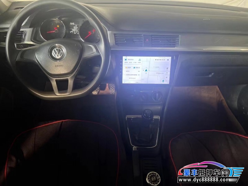 17年大众宝来轿车抵押车出售