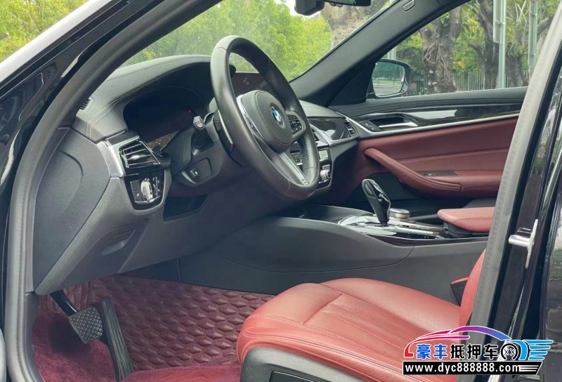 20年宝马5系轿车抵押车出售