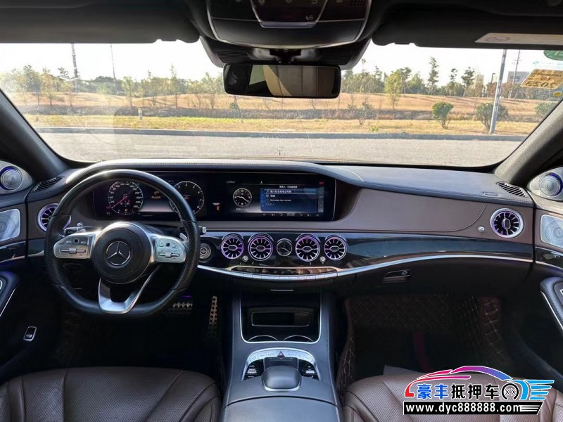 19年奔驰S轿车抵押车出售