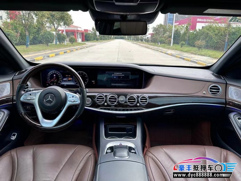 19年奔驰S轿车抵押车出售