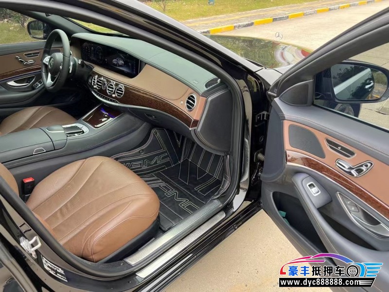 20年奔驰S轿车抵押车出售