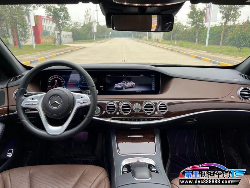 20年奔驰S轿车抵押车出售