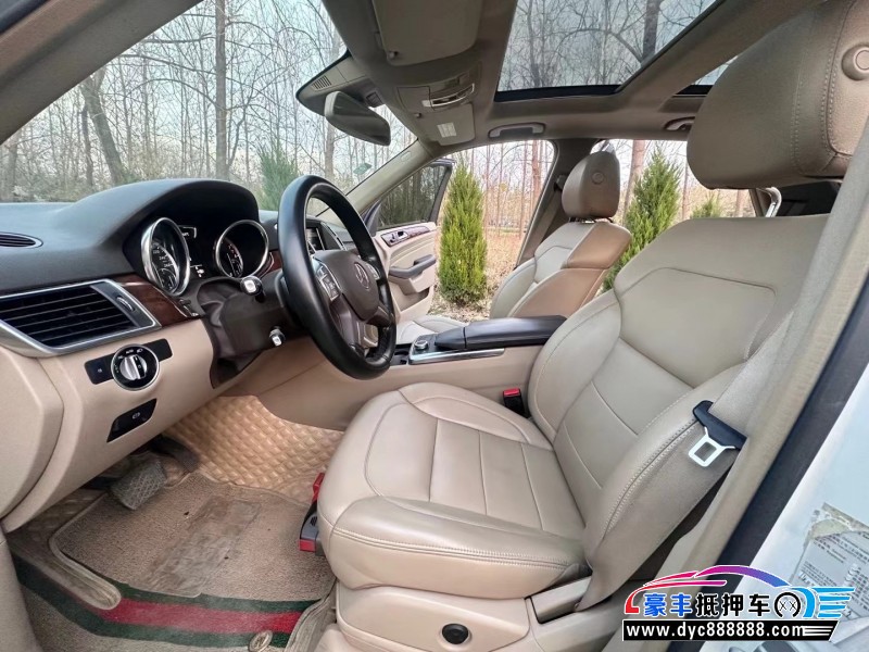 12年奔驰MLSUV抵押车出售