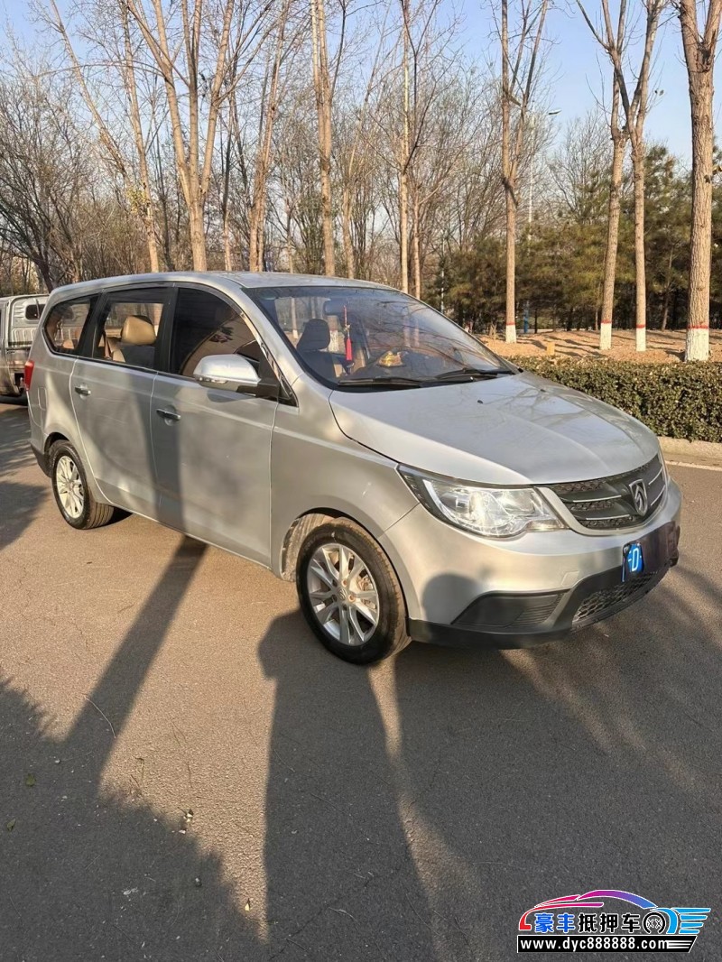 16年宝骏730SUV抵押车出售