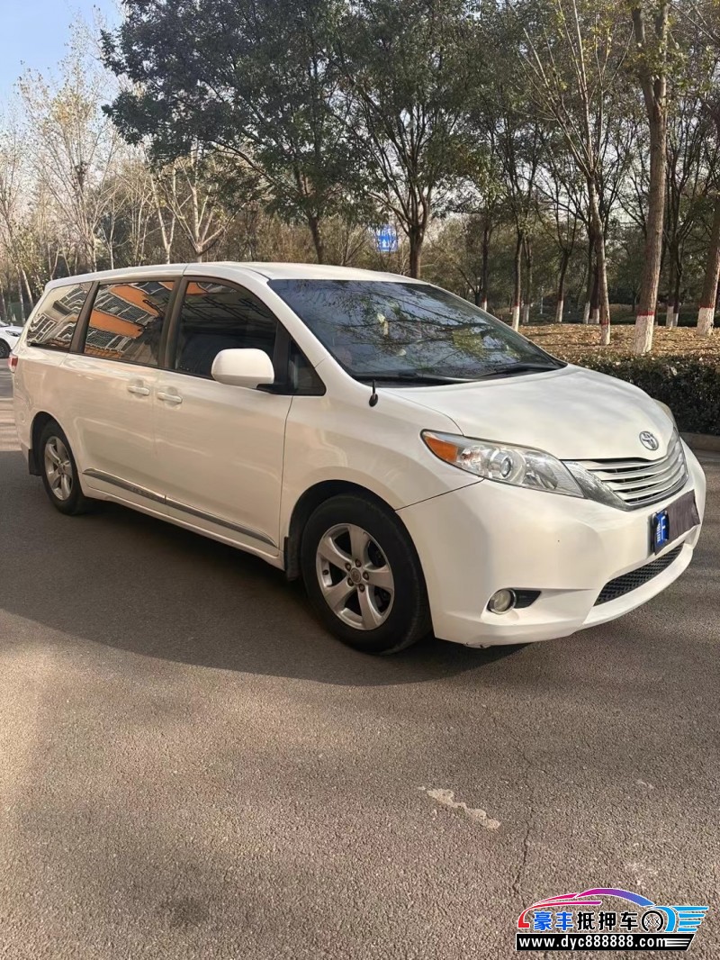 13年丰田塞纳MPV抵押车出售