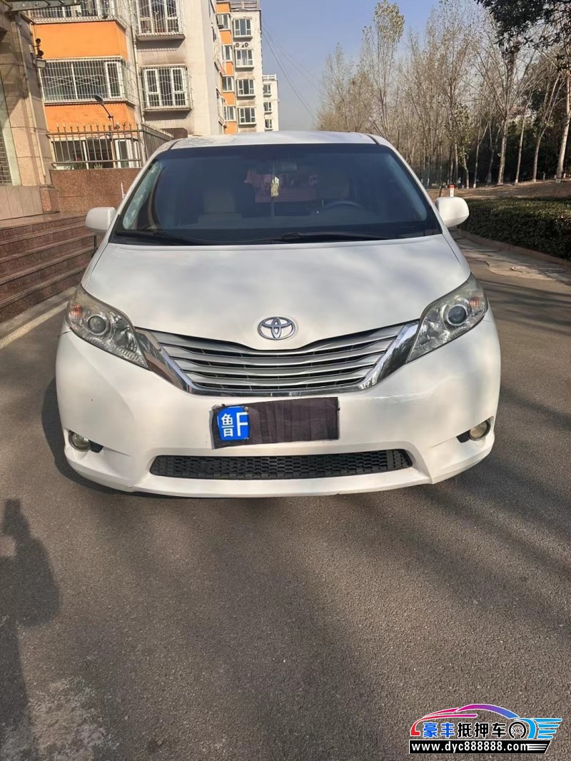 13年丰田塞纳MPV抵押车出售