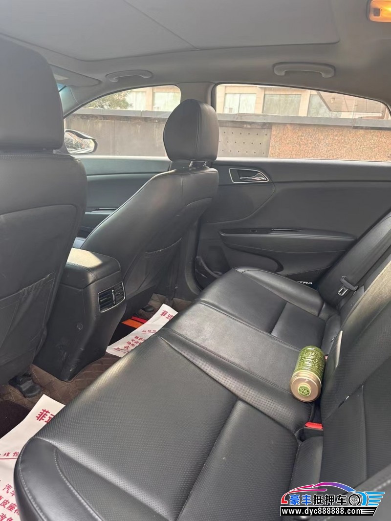 16年现代名图轿车抵押车出售