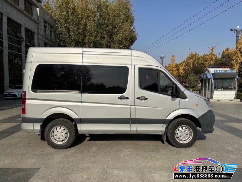 20年福田图雅诺轿车抵押车出售